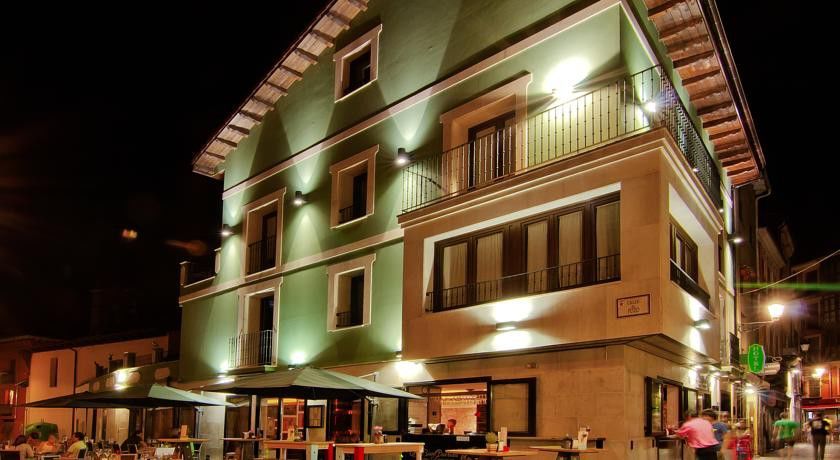 Le Petit Leon Hotel Exterior foto